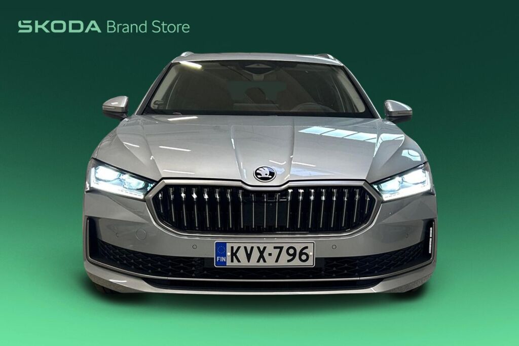 SKODA Superb Combi B9 2024 Combi 1.5 TSI PHEV L&K DSG Autom.