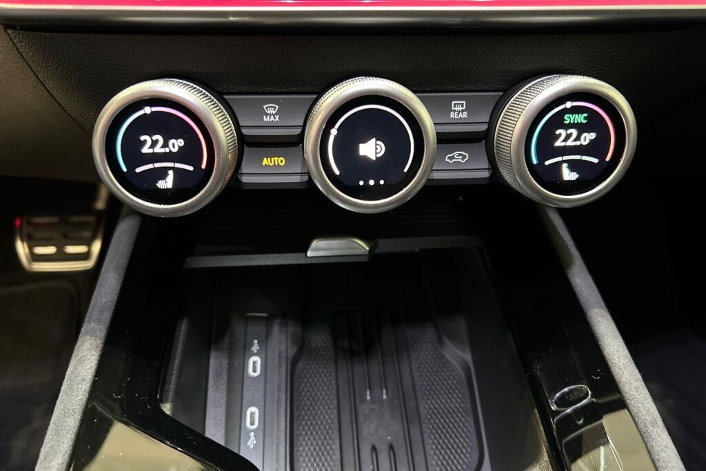 Skoda Superb 2025 Combi 1.5 TSI PHEV SportLine Explore DSG Autom.