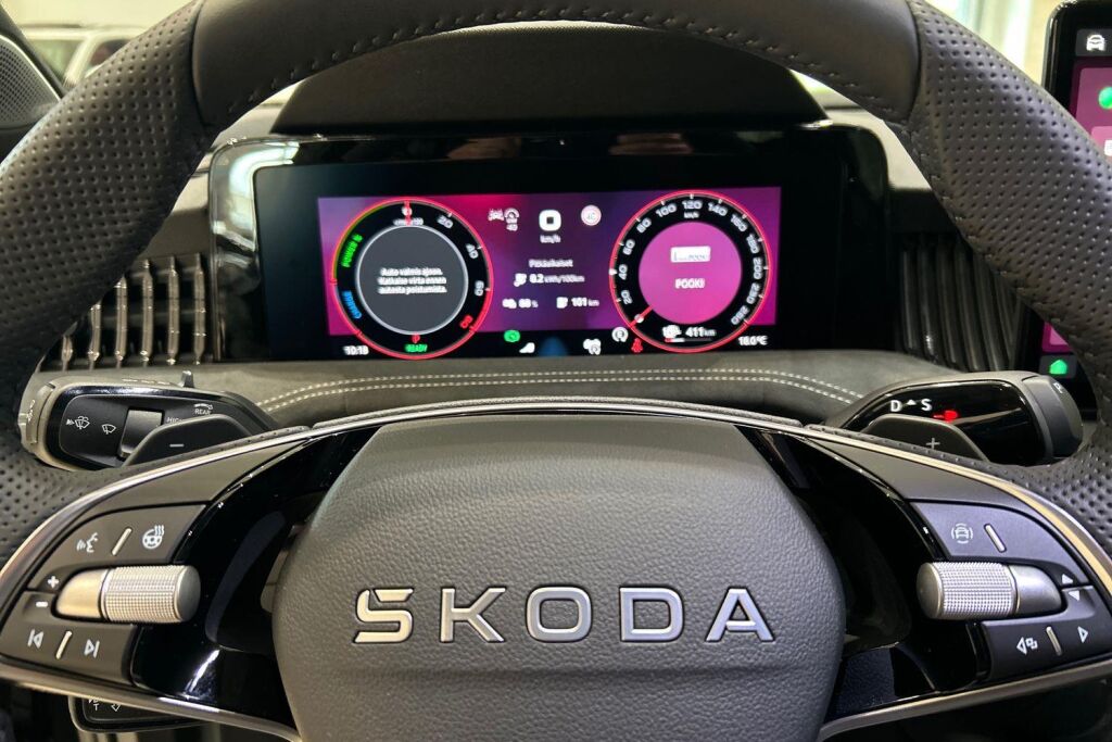 Skoda Superb 2025 Combi 1.5 TSI PHEV SportLine Explore DSG Autom.