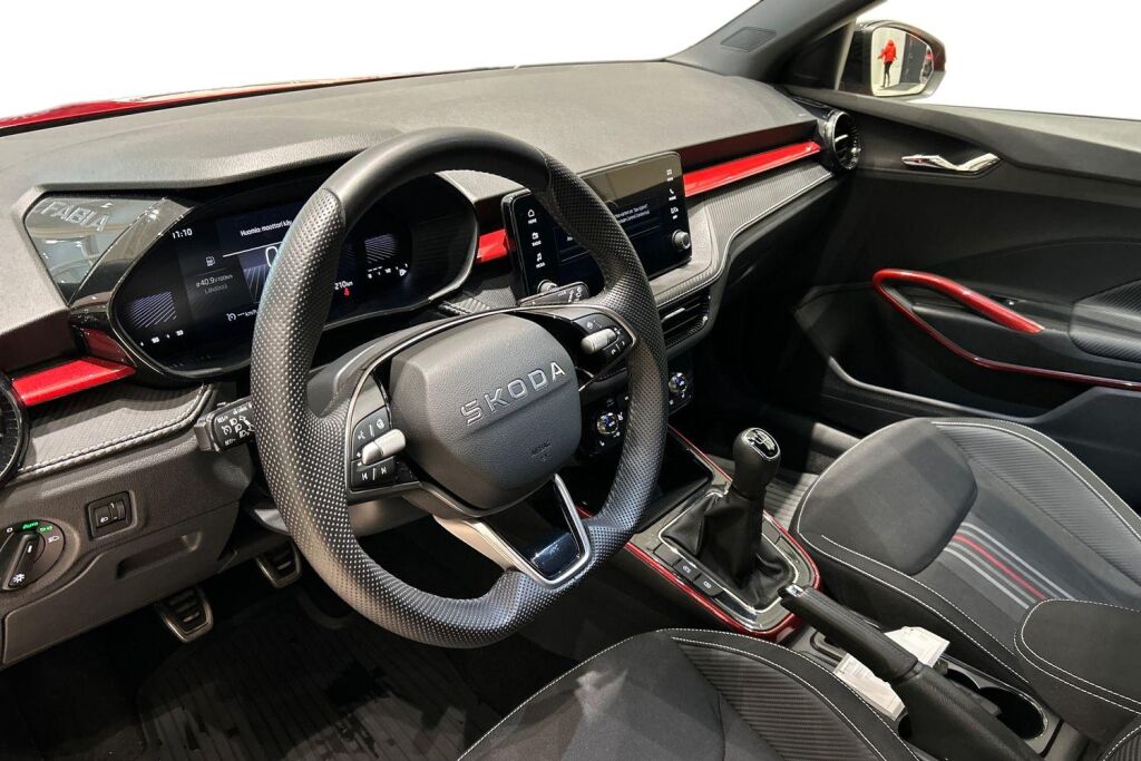 Skoda Fabia 2025 1.0 TSI 116 Monte Carlo