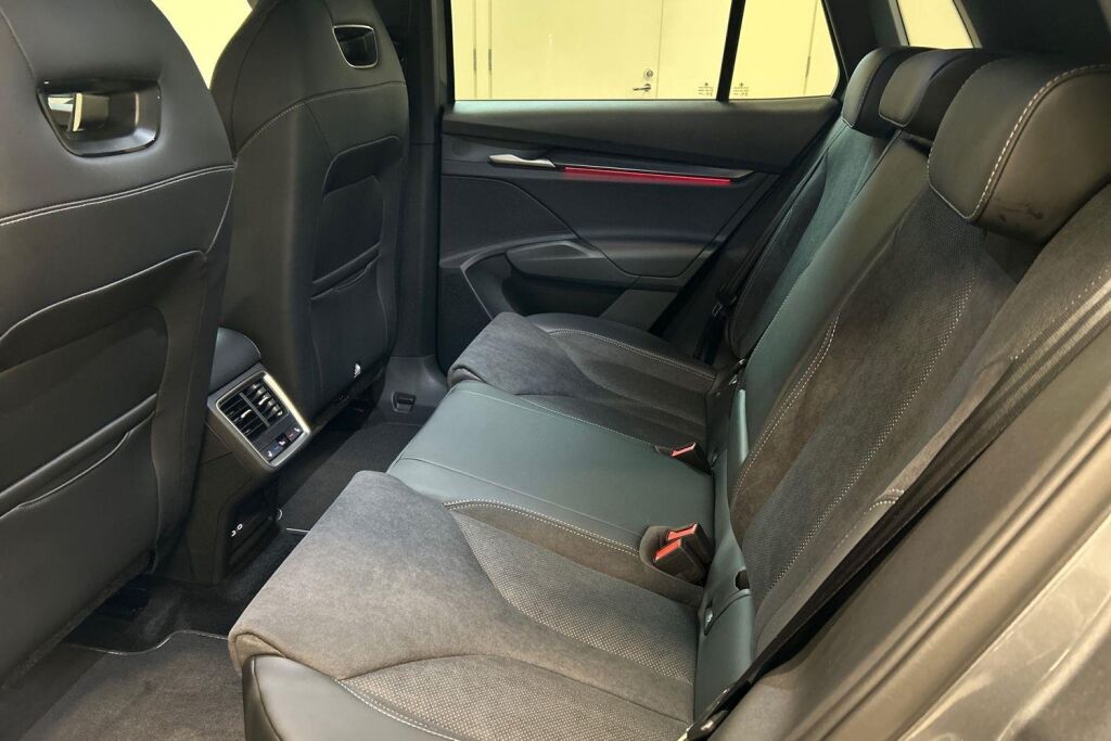 Skoda Elroq 2026 60 SportLine