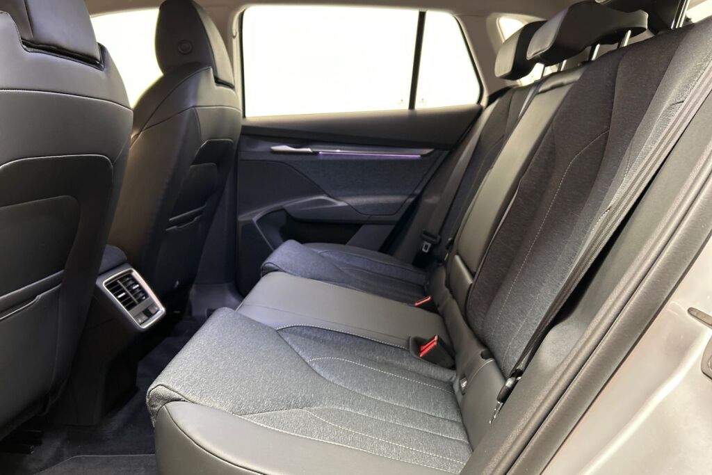 Skoda Elroq 2026 85x 4x4 Selection