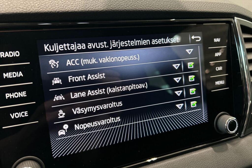 Skoda Karoq 2026 1.5 TSI Style DSG Autom.