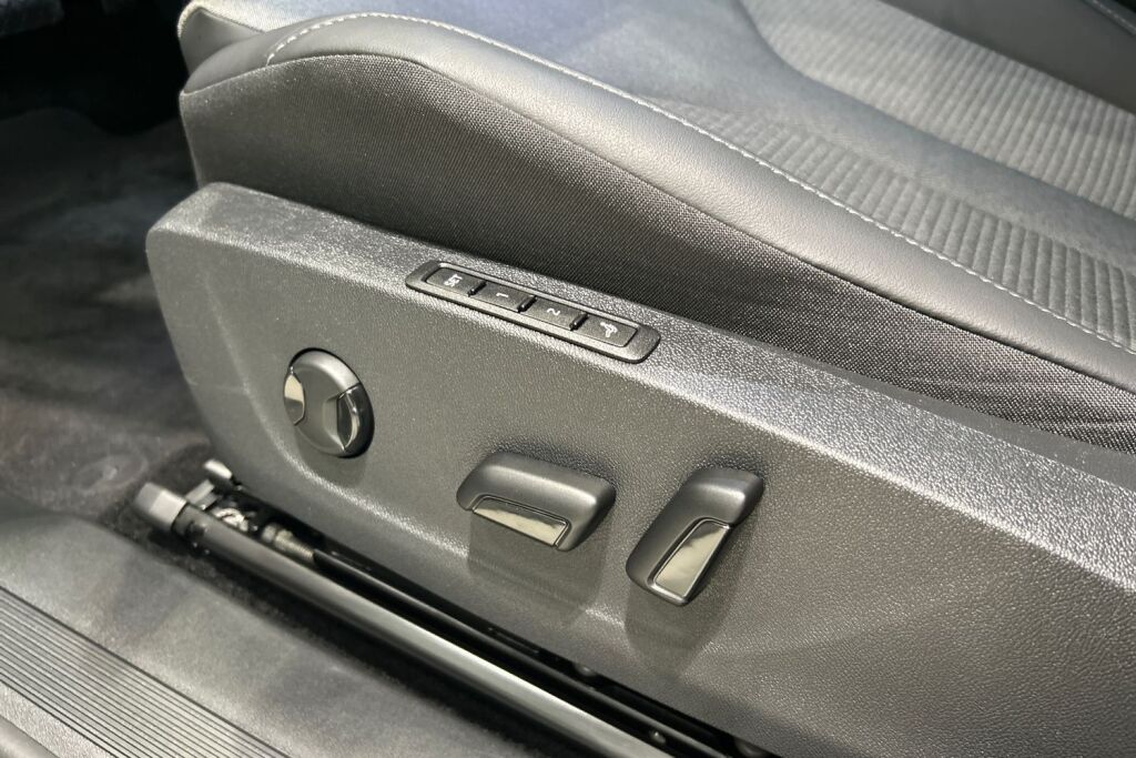 Skoda Enyaq 2026 85x 4x4 Style