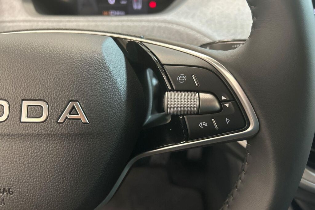 Skoda Enyaq 2026 85x 4x4 Style