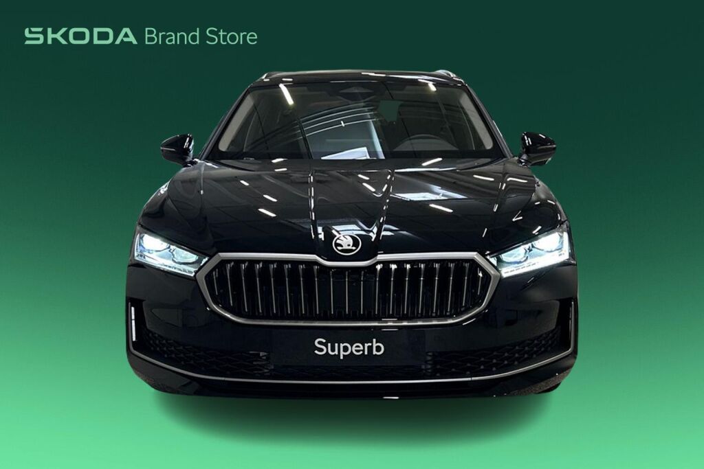 Skoda Superb 2026 Combi 1.5 TSI PHEV Style Explore DSG Autom.