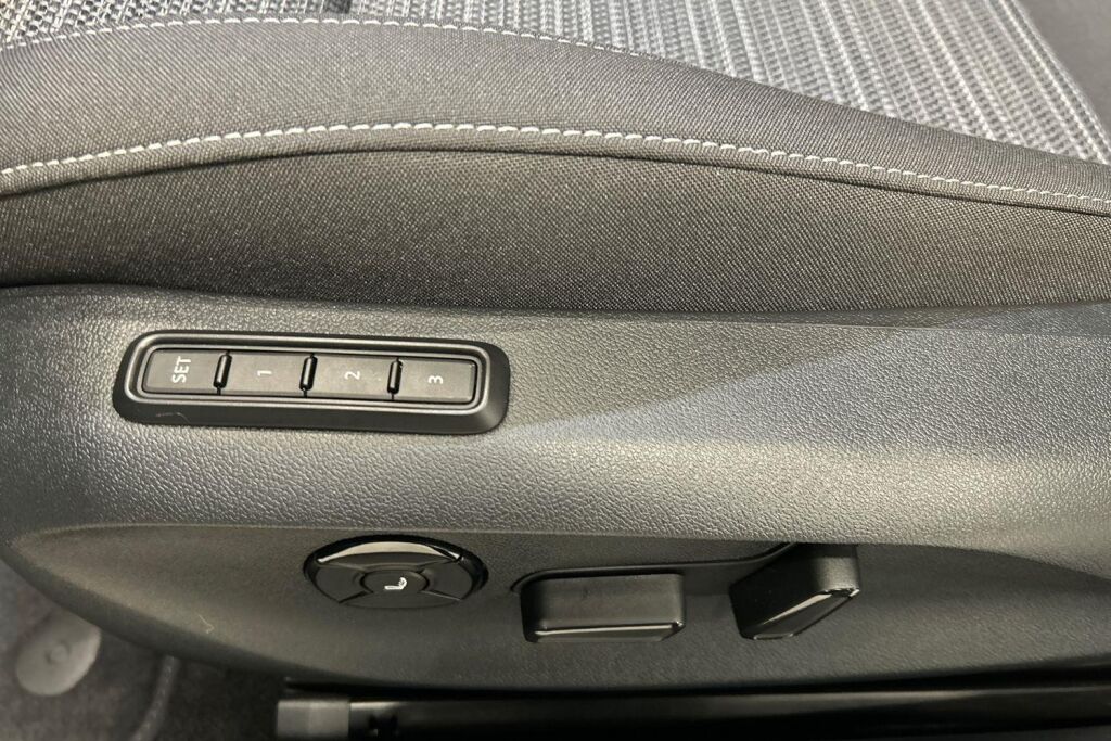 Skoda Superb 2026 Combi 1.5 TSI PHEV Style Explore DSG Autom.