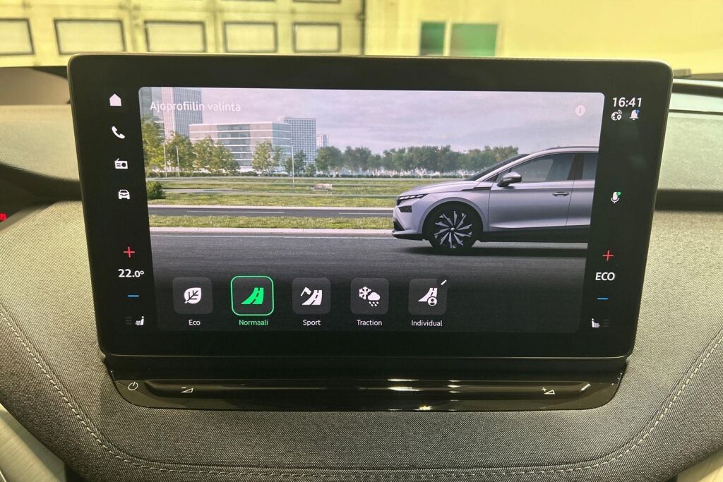 Skoda Enyaq 2026 85x 4x4 Style