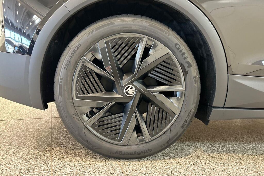 Skoda Elroq 2027 85x 4x4 RS