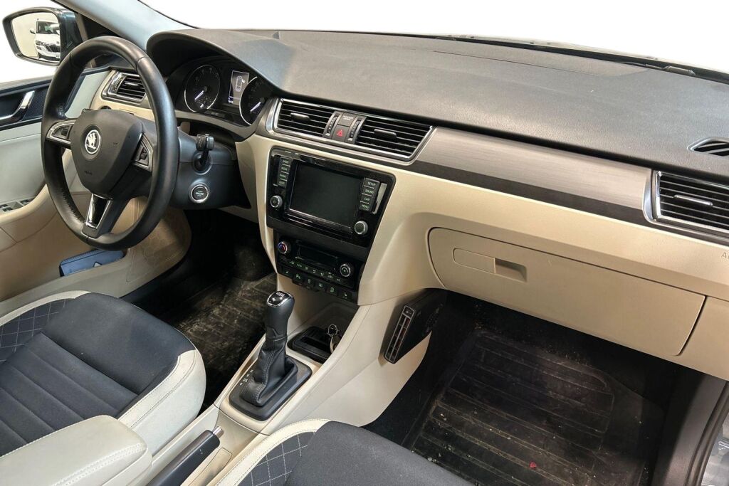 SKODA RAPID 2017 Spaceback 1,2 TSI 90 Style DSG Autom.