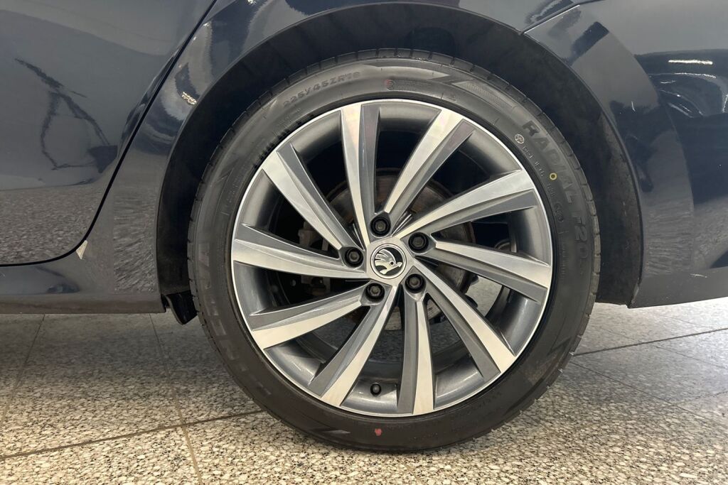 SKODA OCTAVIA 2021 1,4 TSI PHEV Style iV DSG Autom.
