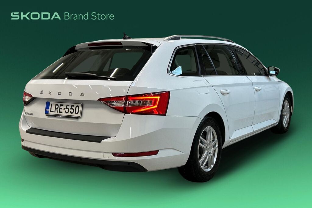 Skoda Superb 2022 Combi 2.0 TDI 150 Ambition DSG Autom.