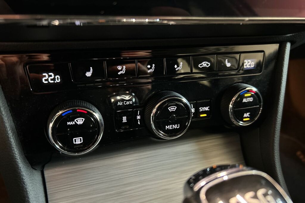 Skoda Superb 2022 Combi 2.0 TDI 150 Ambition DSG Autom.