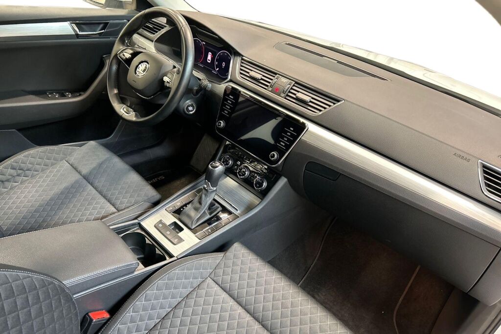 Skoda Superb 2022 Combi 2.0 TDI 150 Ambition DSG Autom.