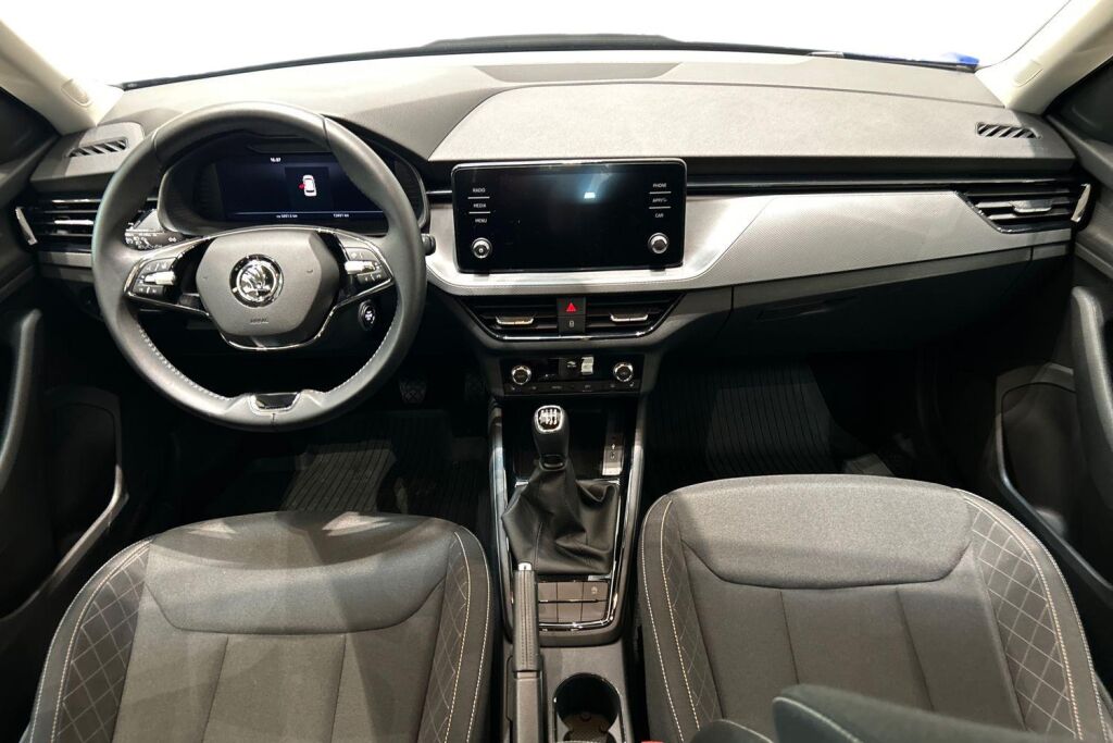 Skoda Kamiq 2022 1.0 TSI 110 Ambition