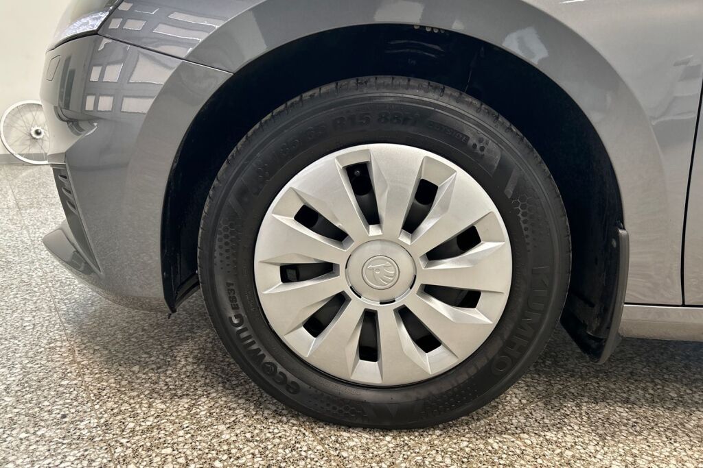Skoda Fabia 2023 1.0 TSI 95 Ambition