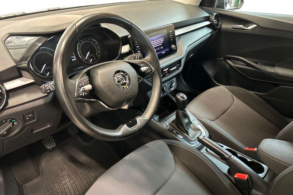 Skoda Fabia 2023 1.0 TSI 95 Ambition