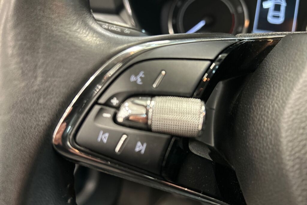 Skoda Fabia 2023 1.0 TSI 95 Ambition