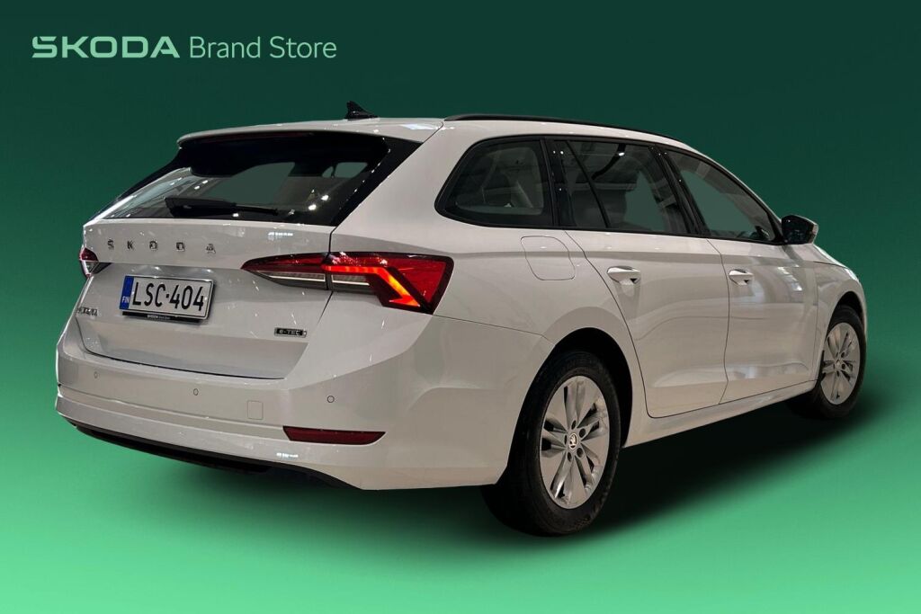 Skoda Octavia 2023 Combi 1.5 TSI Ambition eTEC DSG Autom.