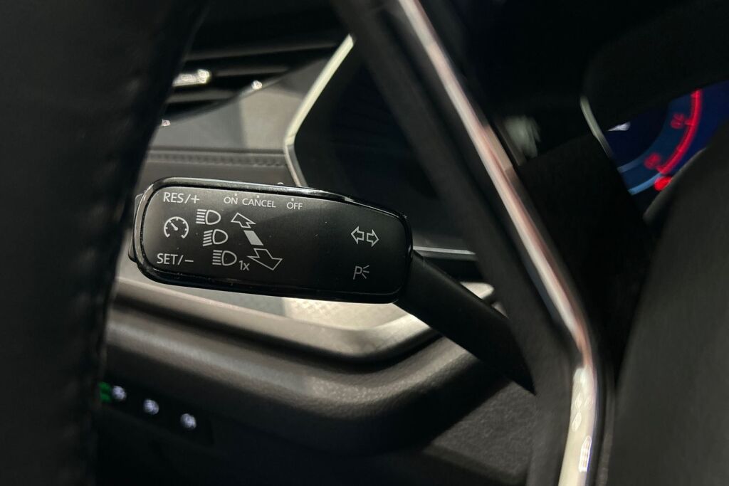 Skoda Octavia 2023 Combi 1.5 TSI Ambition eTEC DSG Autom.