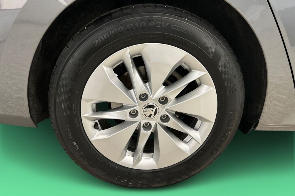 Skoda Octavia 2023 Combi 1.5 TSI 150hv Ambition eTEC DSG Autom.