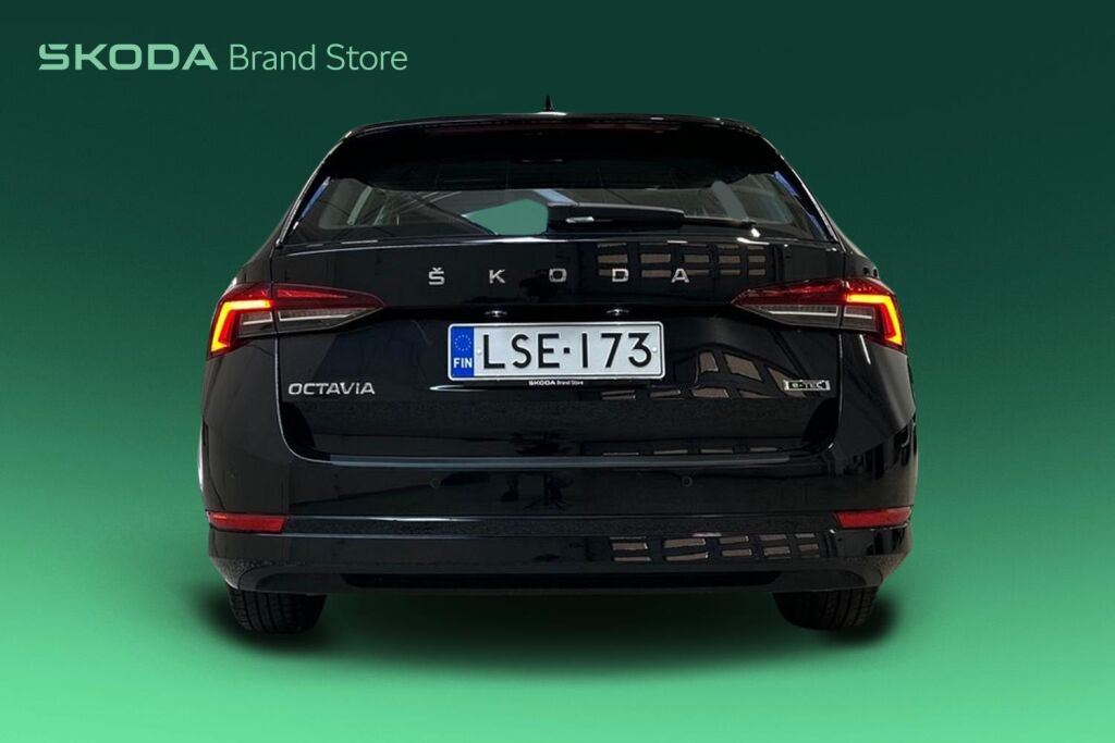 Skoda Octavia 2023 Combi 1.5 TSI Ambition eTEC DSG Autom.