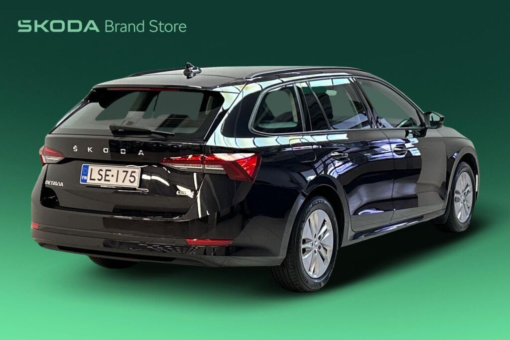 Skoda Octavia 2023 Combi 1.5 TSI Ambition eTEC DSG Autom.