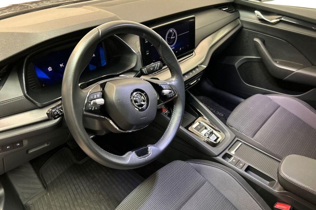 Skoda Octavia 2023 Combi 1.5 TSI Ambition eTEC DSG Autom.