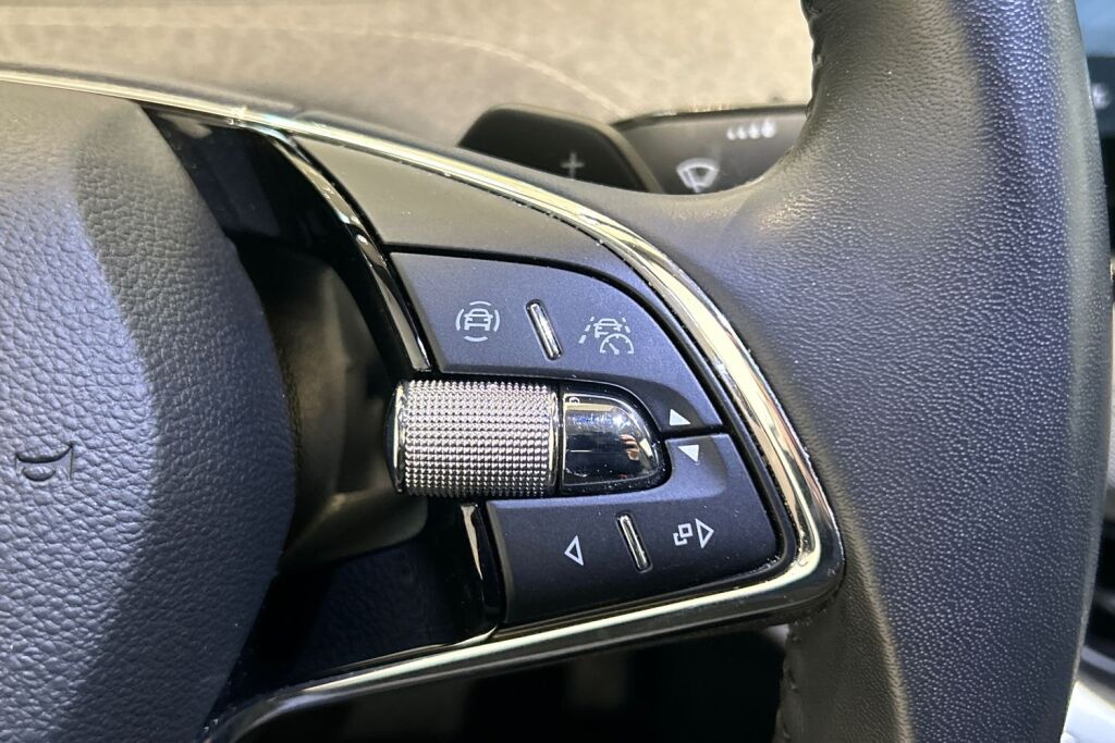 SKODA ENYAQ 2023 Coupe 80 Style iV