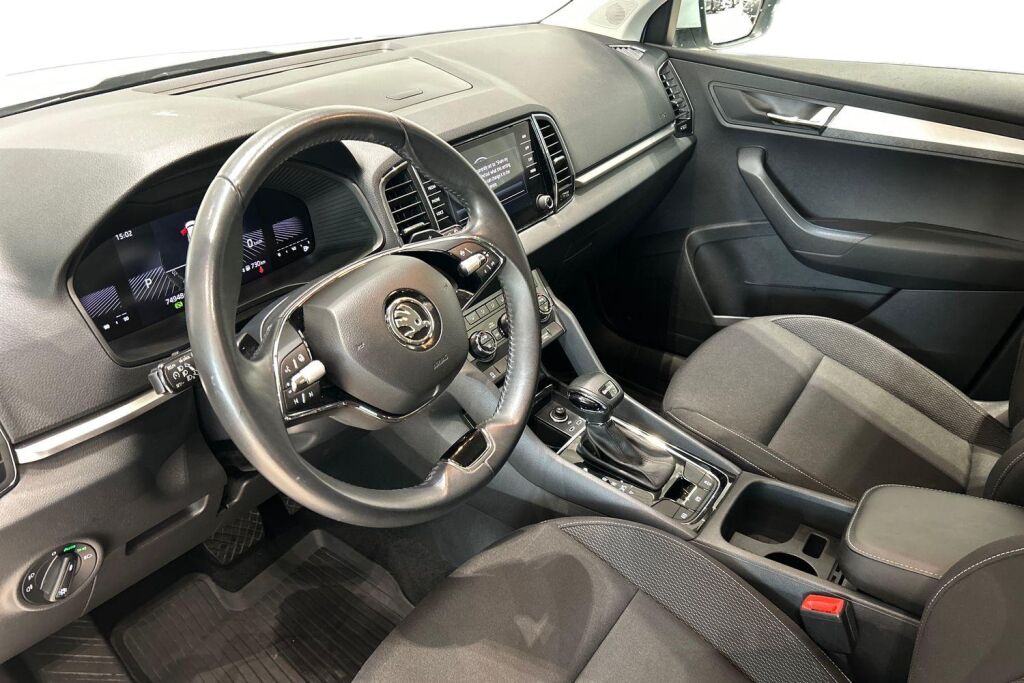 Skoda Karoq 2023 1.5 TSI Ambition DSG Autom.