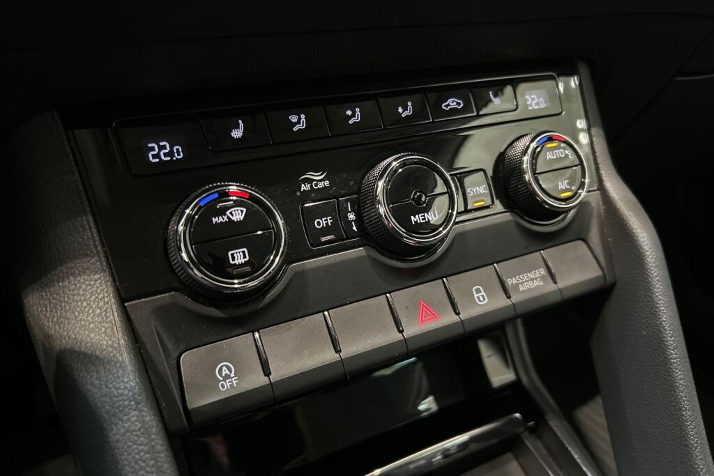 Skoda Karoq 2023 1.5 TSI Ambition DSG Autom.