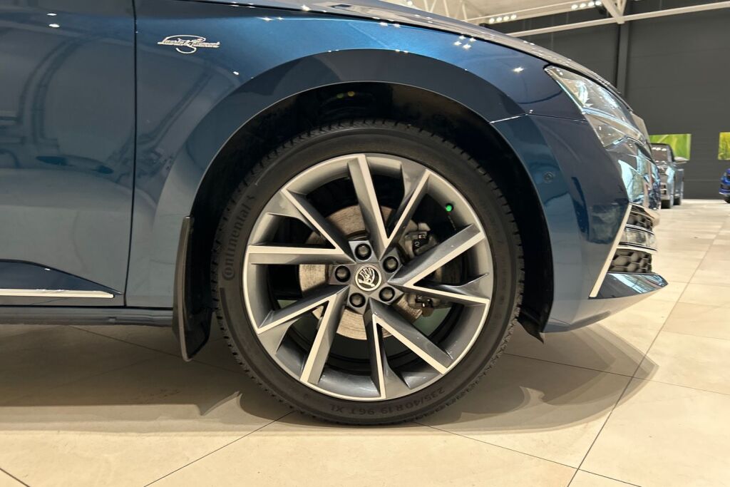 Skoda Superb 2024 Combi 1.4 TSI PHEV L&K iV BusinessLine DSG Autom.