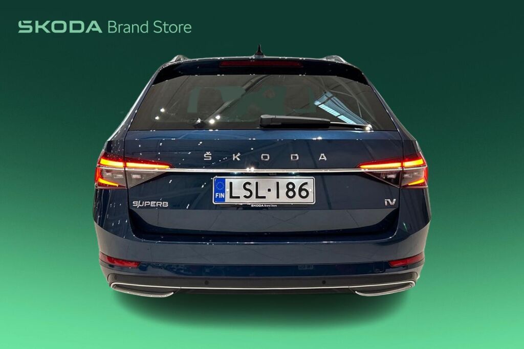 Skoda Superb 2024 Combi 1.4 TSI PHEV L&K iV BusinessLine DSG Autom.