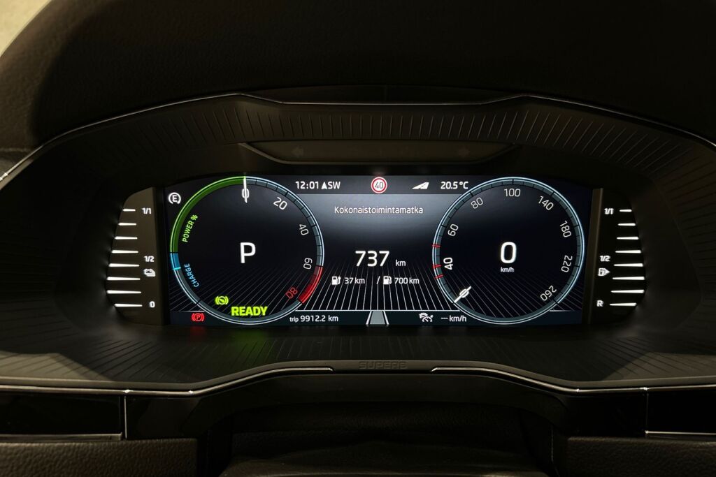 Skoda Superb 2024 Combi 1.4 TSI PHEV L&K iV BusinessLine DSG Autom.