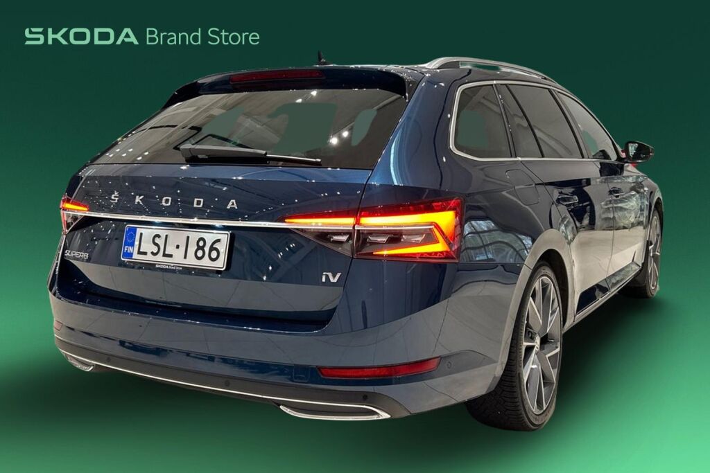 Skoda Superb 2024 Combi 1.4 TSI PHEV L&K iV BusinessLine DSG Autom.