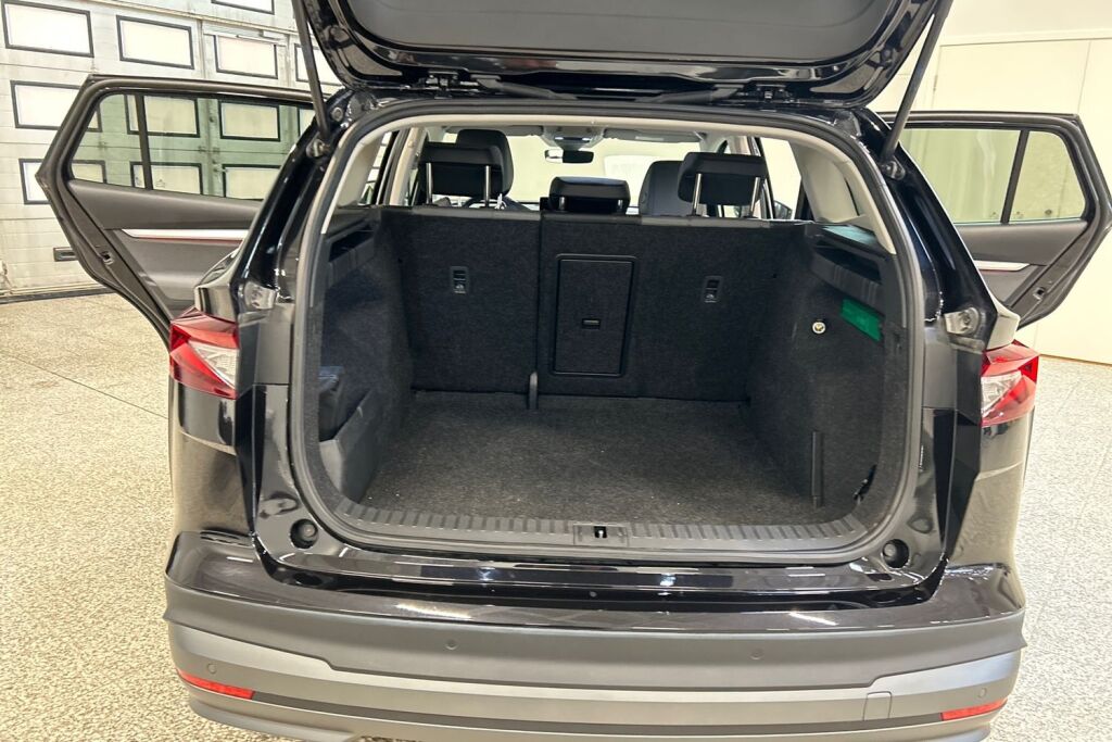 Skoda Enyaq 2023 80x 4x4 iV