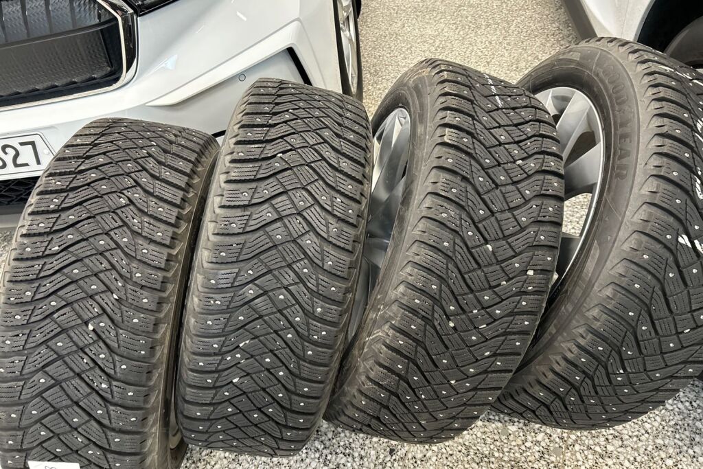 Skoda Enyaq 2023 80x 4x4 iV