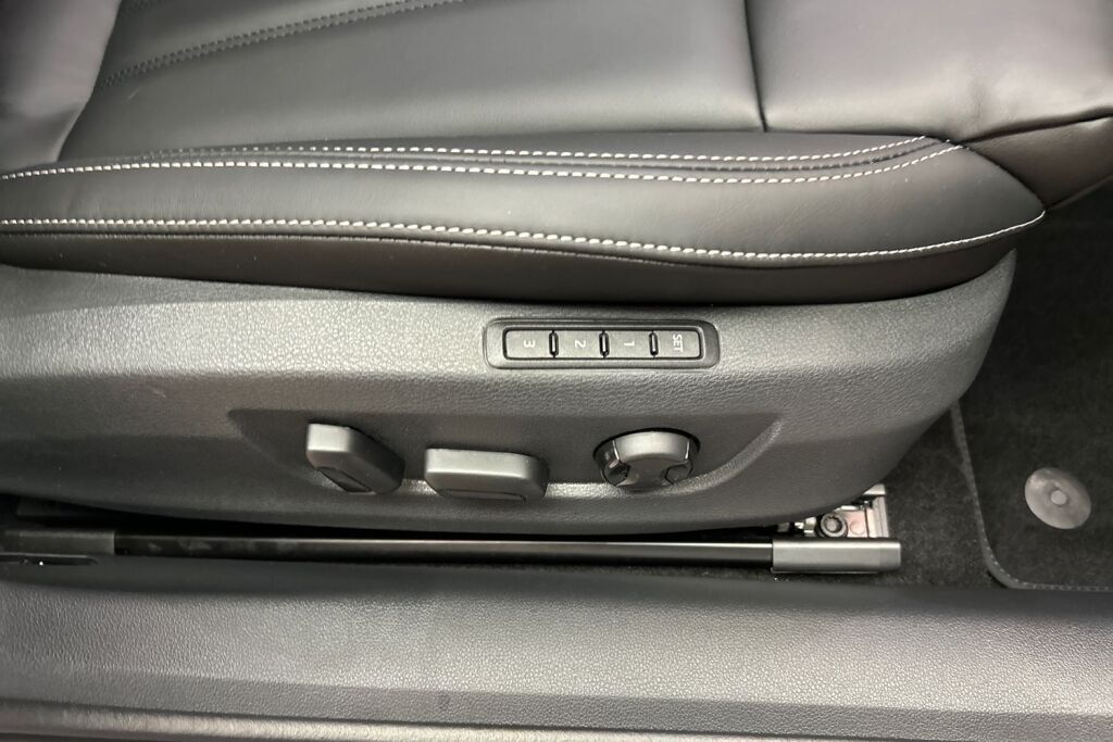 Skoda Superb 2024 Combi 1.4 TSI PHEV Style iV BusinessLine DSG Autom.