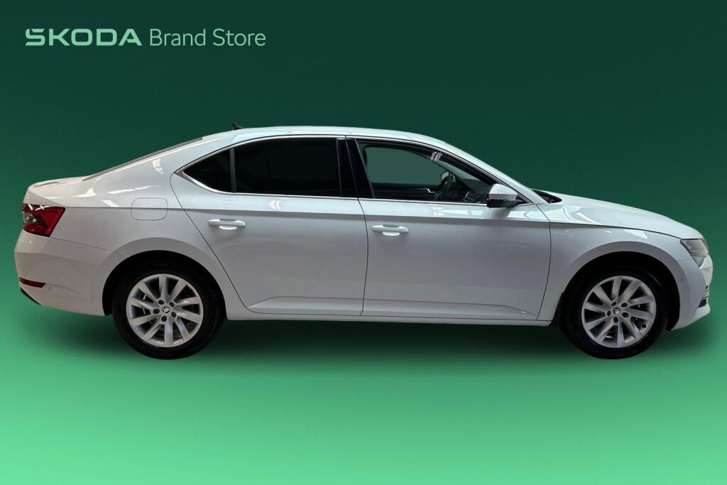 Skoda Superb 2024 Combi 1.4 TSI PHEV Style iV BusinessLine DSG Autom.
