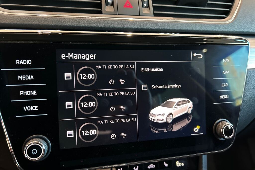 Skoda Superb 2025 Combi 1.4 TSI PHEV Ambition iV BusinessLine DSG Autom.