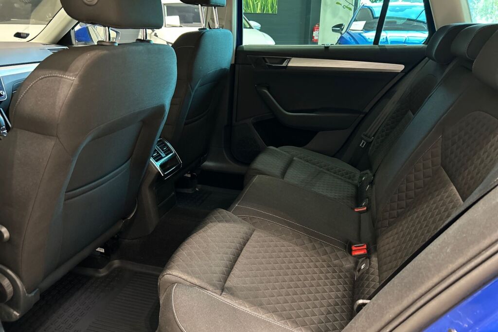 Skoda Superb 2025 Combi 1.4 TSI PHEV Ambition iV BusinessLine DSG Autom.