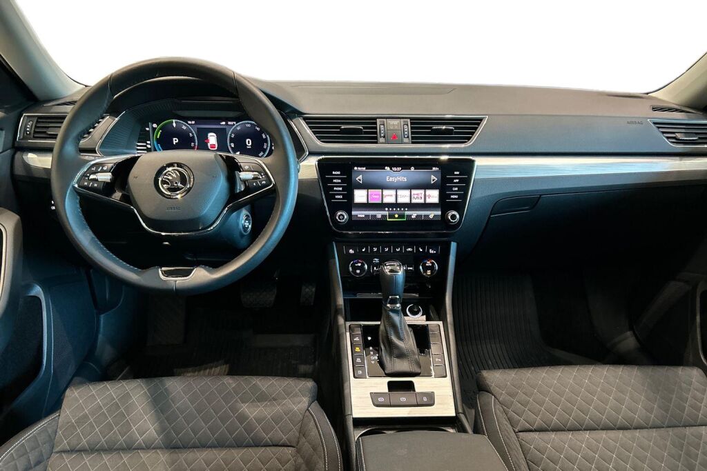 Skoda Superb 2025 Combi 1.4 TSI PHEV Ambition iV BusinessLine DSG Autom.