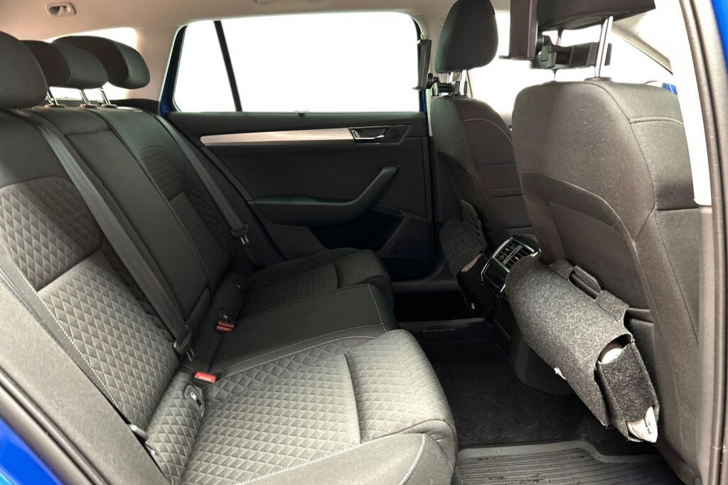 Skoda Superb 2024 Combi 1.4 TSI PHEV Ambition iV BusinessLine DSG Autom.