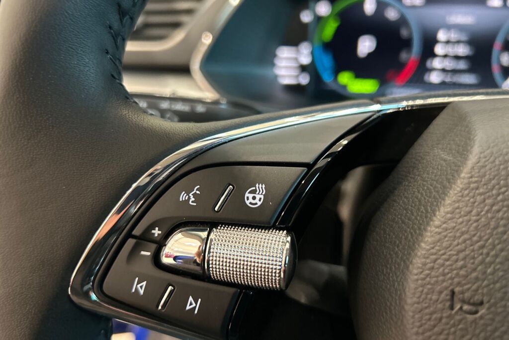 Skoda Superb 2025 Combi 1.4 TSI PHEV Ambition iV BusinessLine DSG Autom.