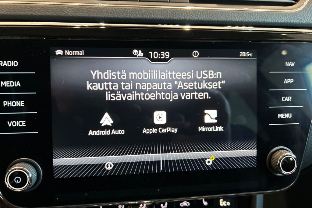 Skoda Superb 2025 Combi 1.4 TSI PHEV Ambition iV BusinessLine DSG Autom.