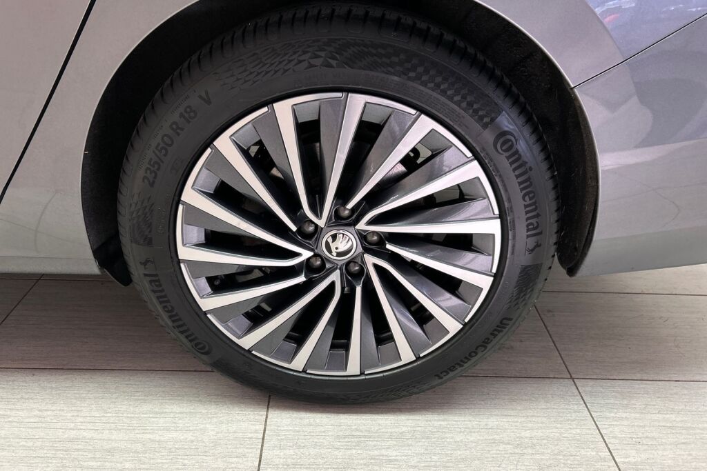 Skoda Superb 2024 Combi 1.5 TSI PHEV L&K DSG Autom.