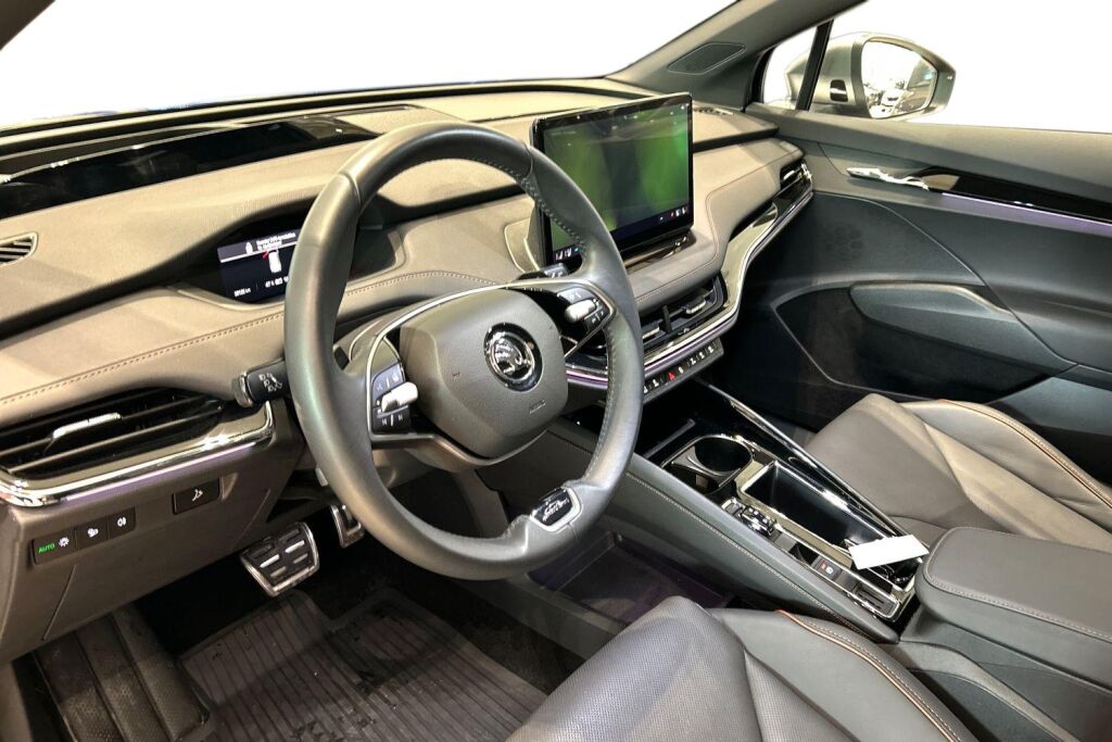 Skoda Enyaq 2025 Coupe 85x 4x4 L&K BusinessLine