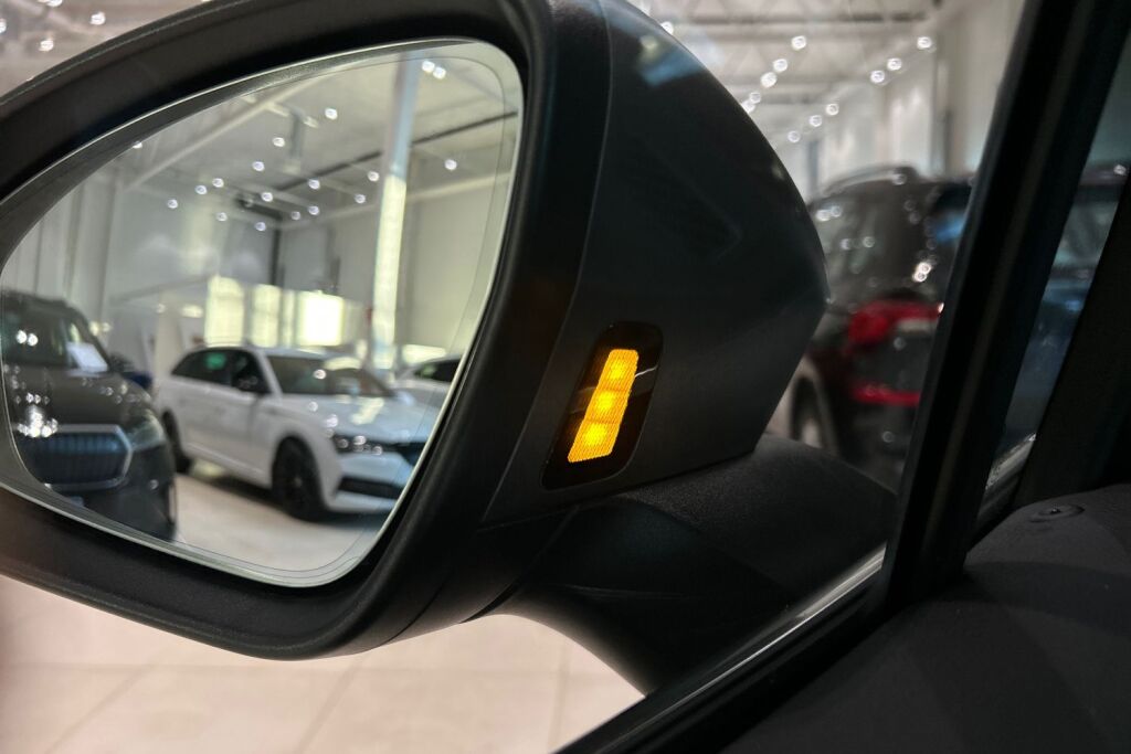 Skoda Enyaq 2025 Coupe 85x 4x4 L&K BusinessLine