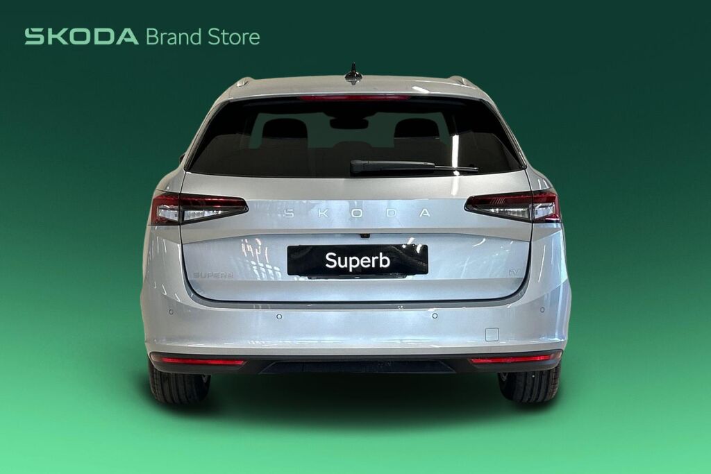 Skoda Superb 2026 Combi 1.5 TSI PHEV Selection DSG Autom.
