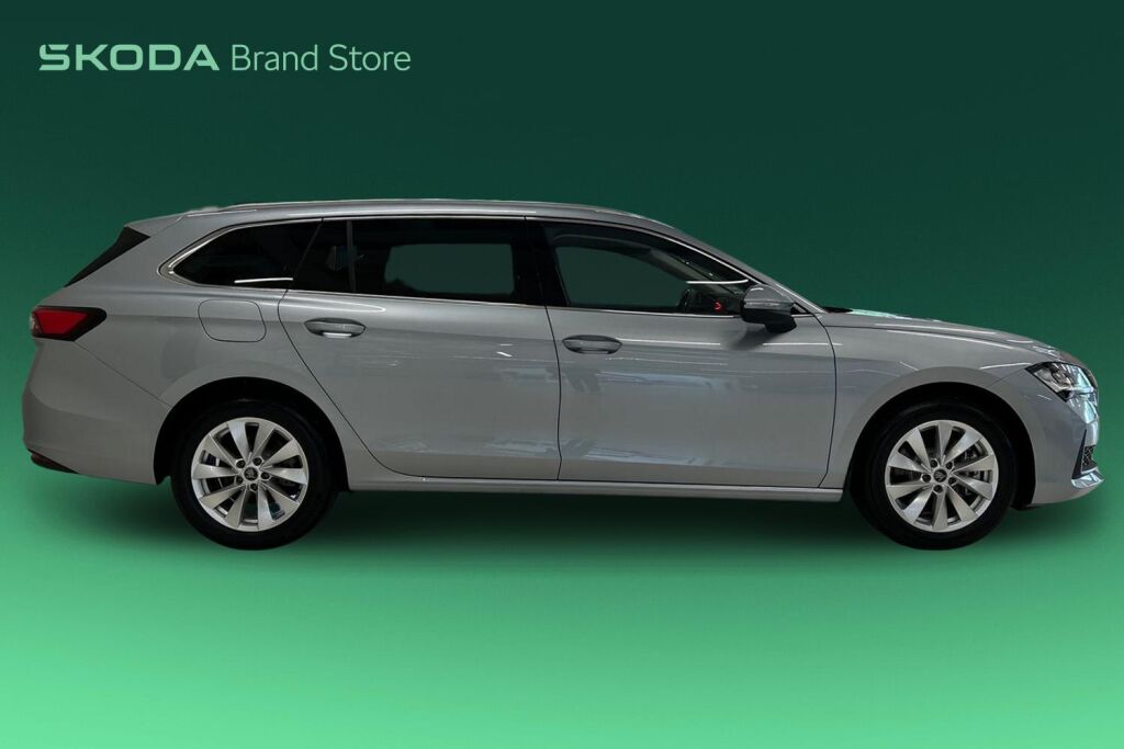 Skoda Superb 2026 Combi 1.5 TSI PHEV Selection DSG Autom.